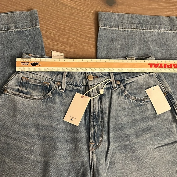 Copy-Good American Wide Leg Jeans - Picture 7 of 7